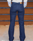 SIGNATURE TROUSER DARK WASH