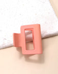The Scottie Claw Clip in Mellow Peach
