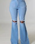 Knee Rip Flare Jean in Medium Wash