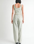 VEST WITH HOOK AND EYE FRONT CLOSURE