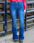 MEDIUM WASH SIGNATURE BOOTCUT - LENGTHS