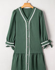 Contrast Trim Knotted 3/4 Sleeve Buttoned Dress