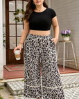 Plus Size Leopard Reverse Seam Patch Pocket Pants