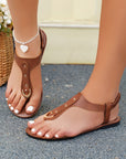 Luna Hollow Out Clip Toe Flat Sandals