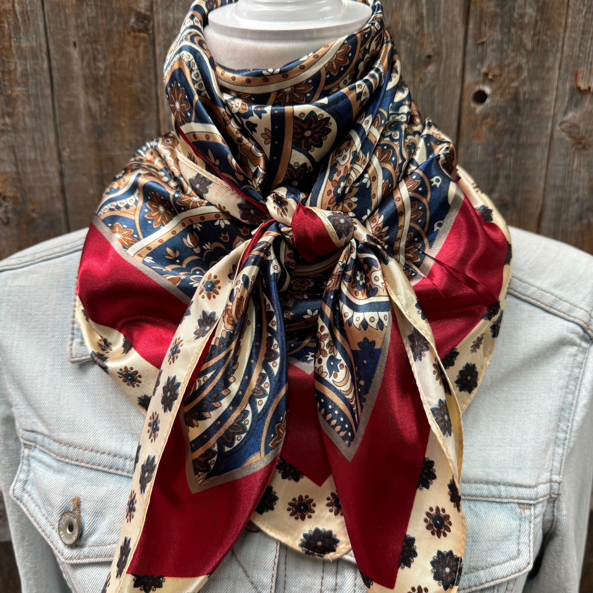 35X35" Navy and Cream Giant Paisley Wild Rag / Scarf WR1026