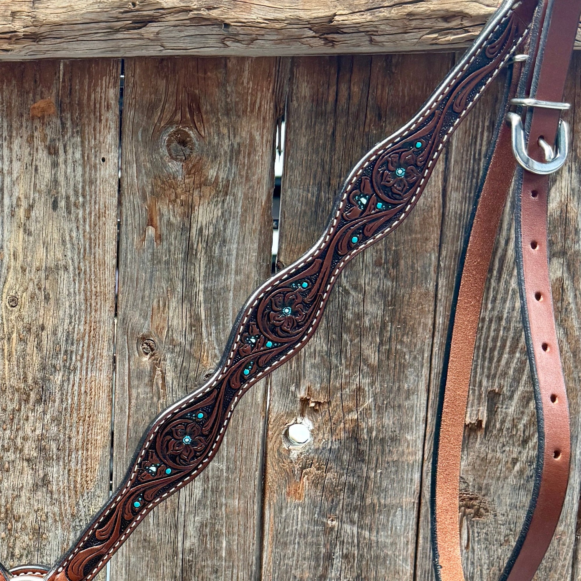 Medium Oil Floral and Teal Dot Breastcollar