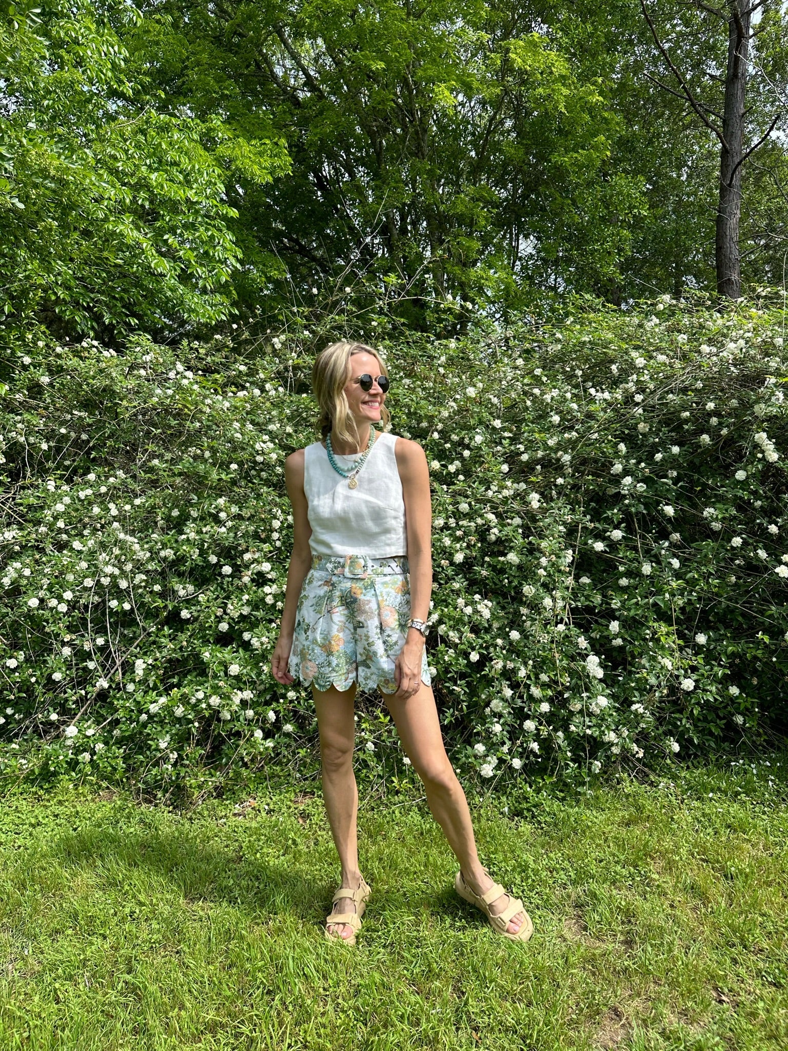 MASON'S DAUGHTER Belted Scallop Shorts, Spring Chinoiserie