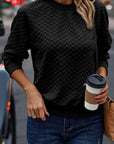 Amy Textured Raglan Sleeve Pullover Sweatshirt