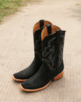 A4423 - MEN'S BLACK STINGRAY EMBROIDERY NARROW SQUARE TOE COWBOY BOOT
