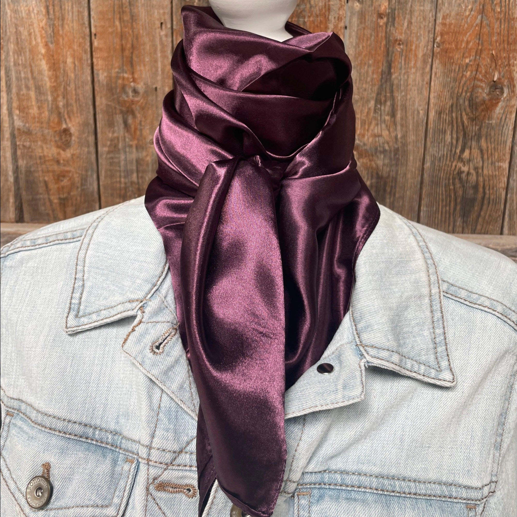 35X35"  Solid Plum  Wild Rag / Scarf WRS21