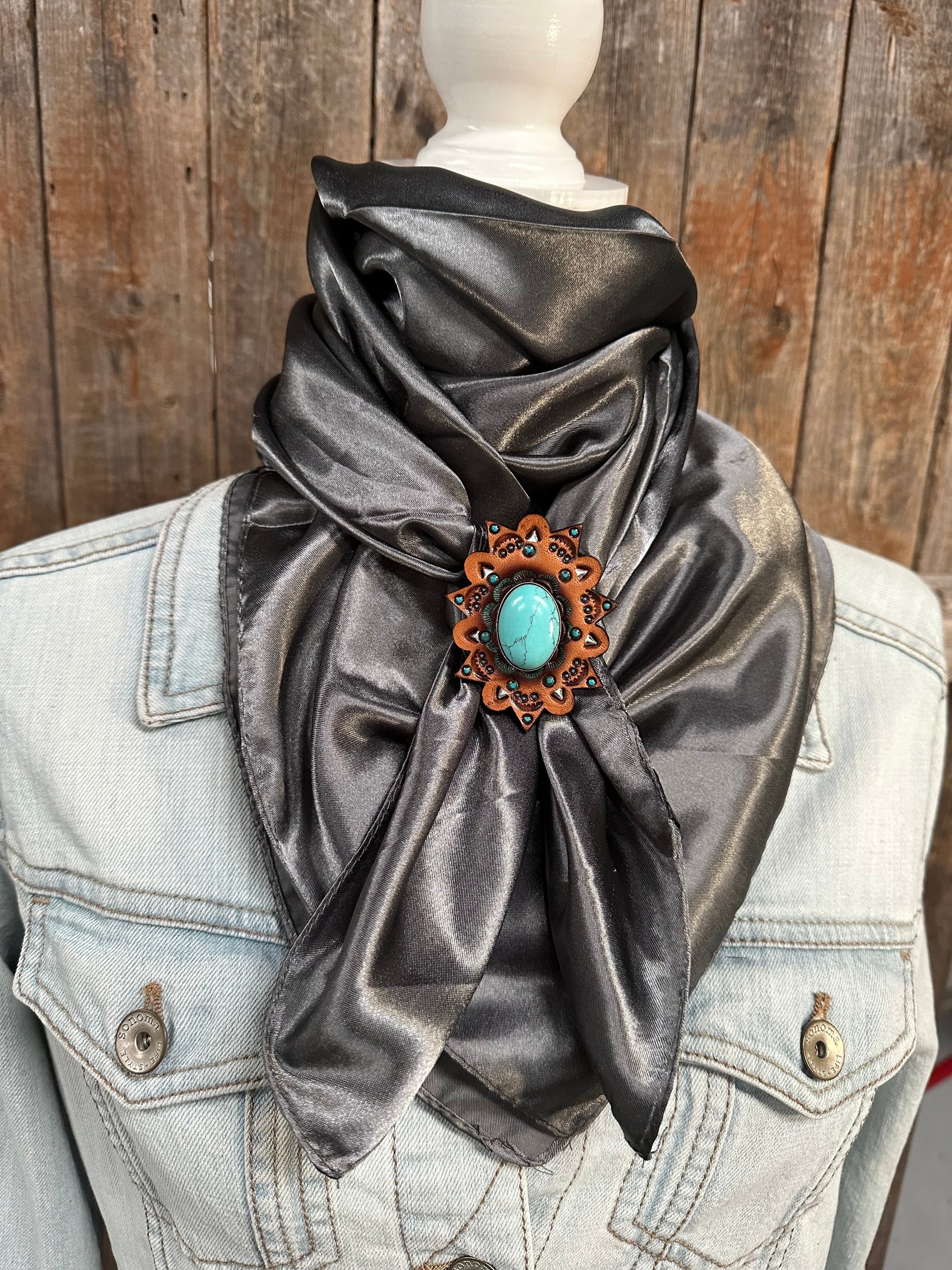 35X35" Solid Silver/Grey Wild Rag / Scarf -R110CABTQ Slide WRSC15D