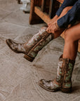 A4063 - WOMEN'S GLOW IN THE DARK WHITE FEATHERED FLORAL EMBROIDERY BROWN SQUARE TOE COWBOY BOOT