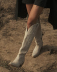 A4311 - WOMEN'S WHITE EMBROIDERY TALL TOP WITH ZIPPER WHITE J TOE COWBOY BOOT