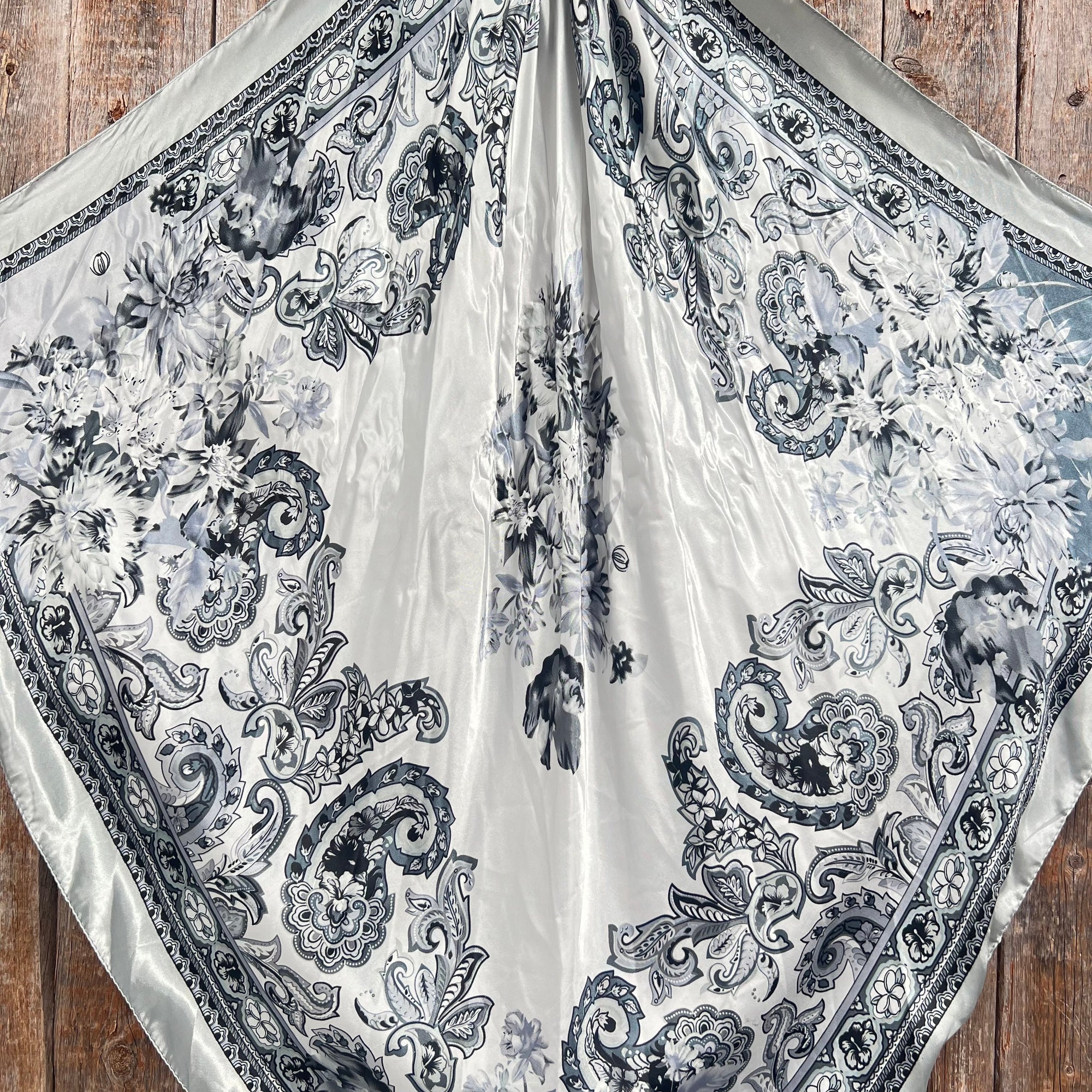 35X35"  Silver & White Paisley Wild Rag / Scarf WR172