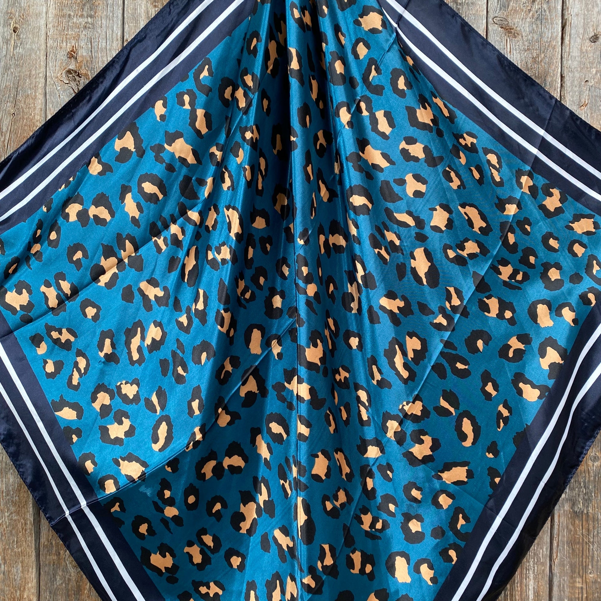 35X35"  Teal Cheetah Wild Rag /Scarf WR2404