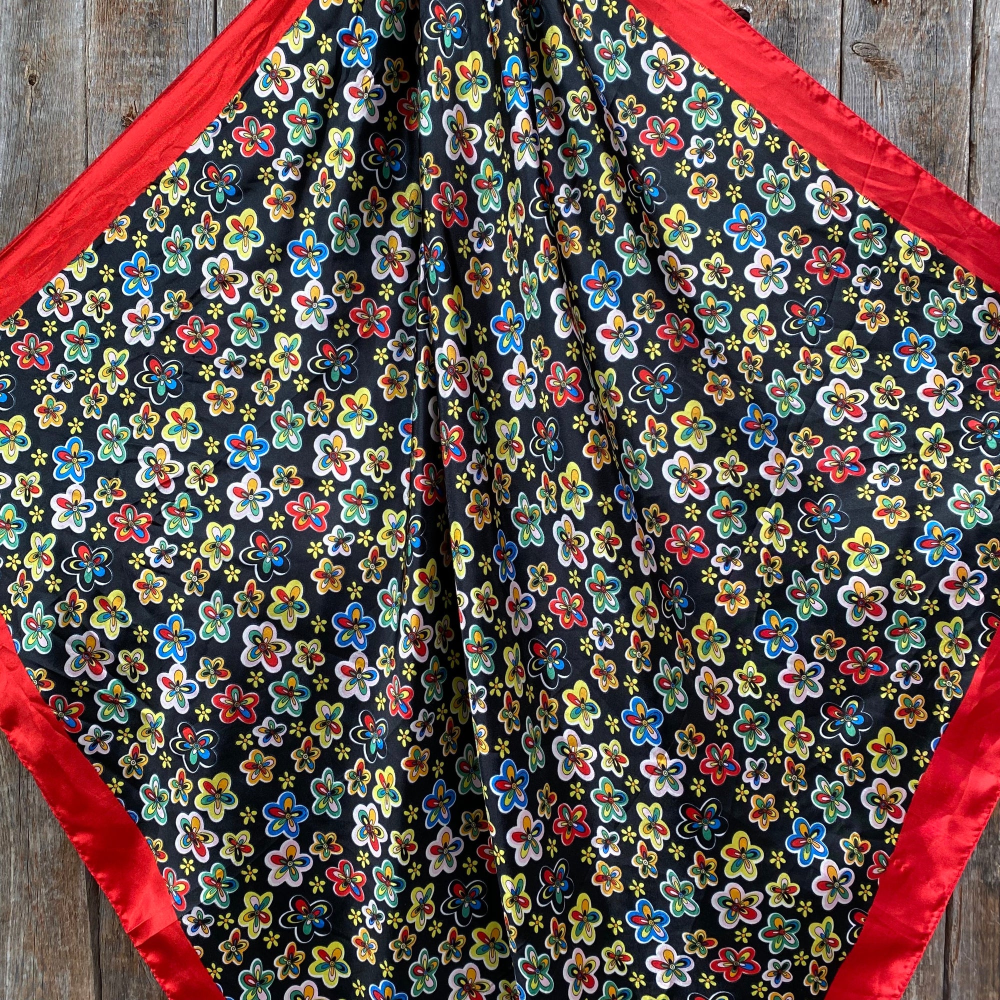 35X35"  Red Flowers Wild Rag / Scarf WR3107