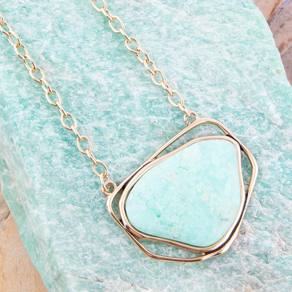 Abstract Green Chrysoprase and Golden Pendant Necklace