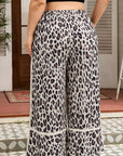 Plus Size Leopard Reverse Seam Patch Pocket Pants