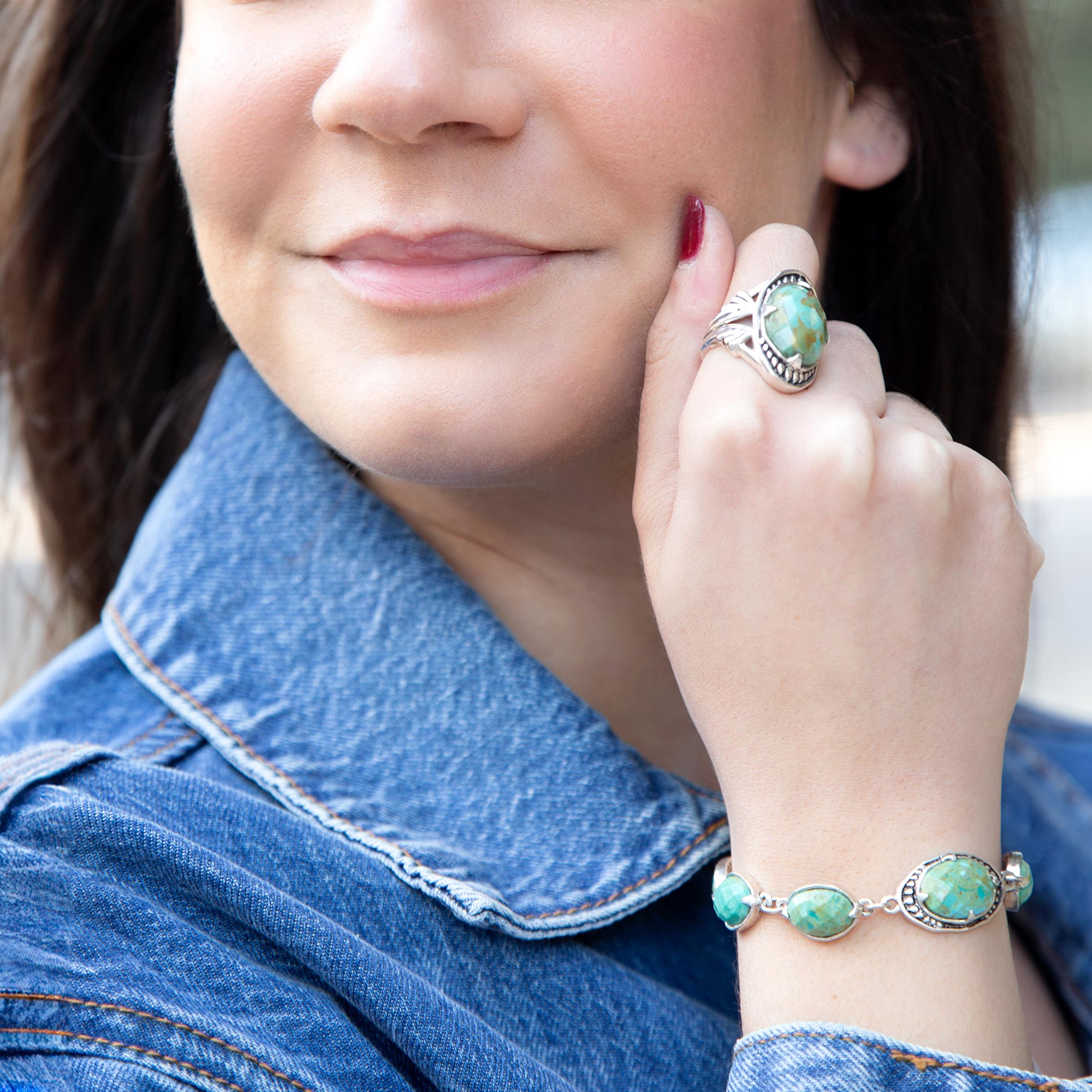 Faceted Blue Turquoise and Sterling Silver Link Bracelet