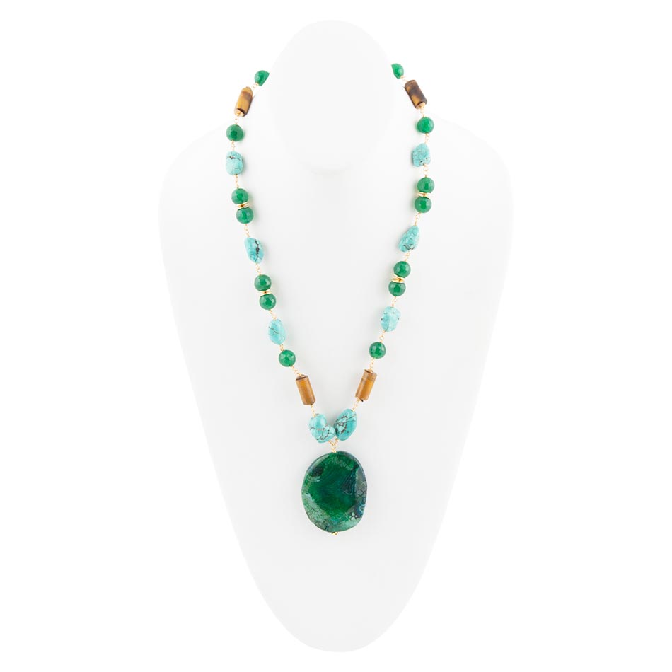Grotto Green Agate Pendant Golden Necklace
