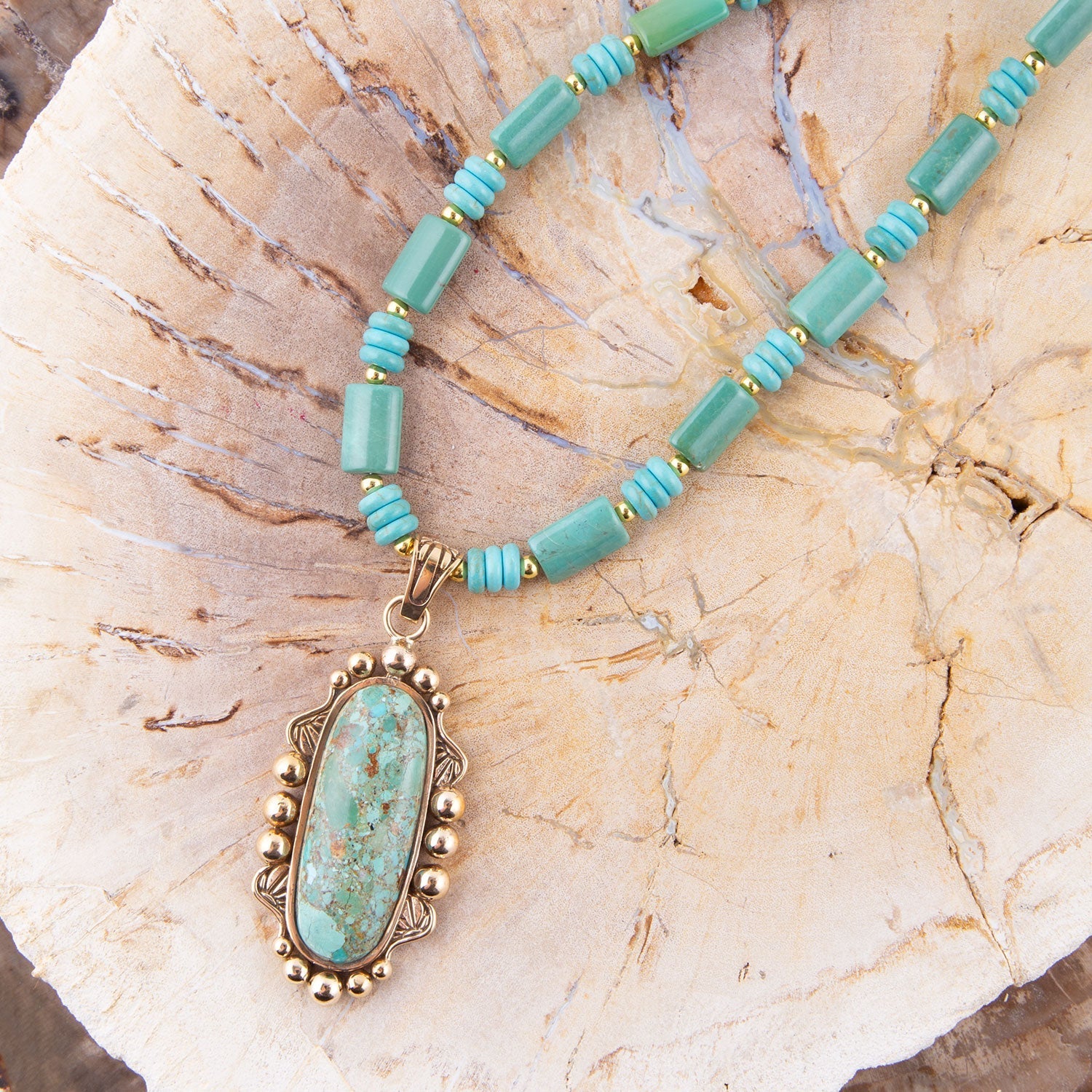 Plateau Blue Turquoise Golden Pendant Necklace