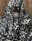 35X35" Snow Leopard Wild Rag / Scarf - Copper Clear Crystal Slide WRC167C