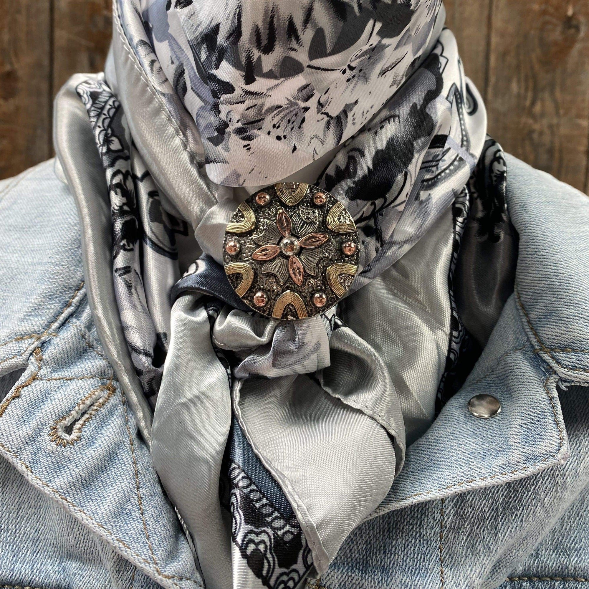 35X35" Silver & White Floral Paisley Wild Rag / Scarf - W147L Slide WRC172B