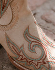 Z5371 - WOMEN'S BLUE AND RED EMBROIDERY BONE SNIP TOE COWBOY BOOT