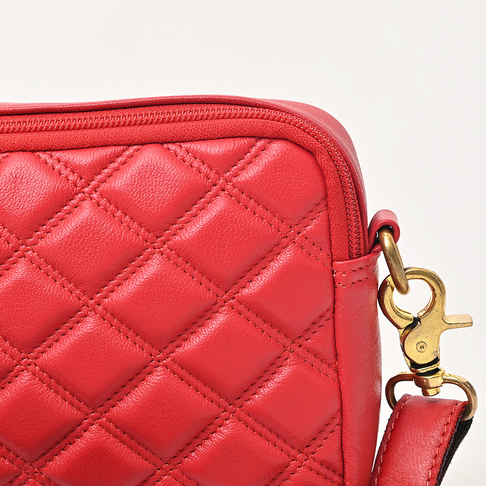 NEVER MIND Luxury Tan Quilted Leather Camera Bag Crossbody Adjustable Strap