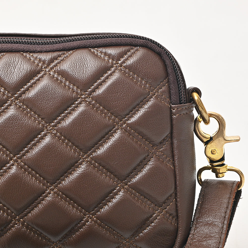 NEVER MIND Luxury Tan Quilted Leather Camera Bag Crossbody Adjustable Strap