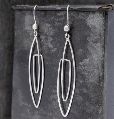 PAPERCLIP EARRING ON HOOK