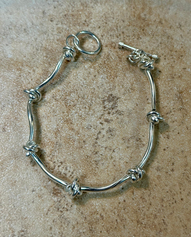 LINKS & KNOTS BRACELET