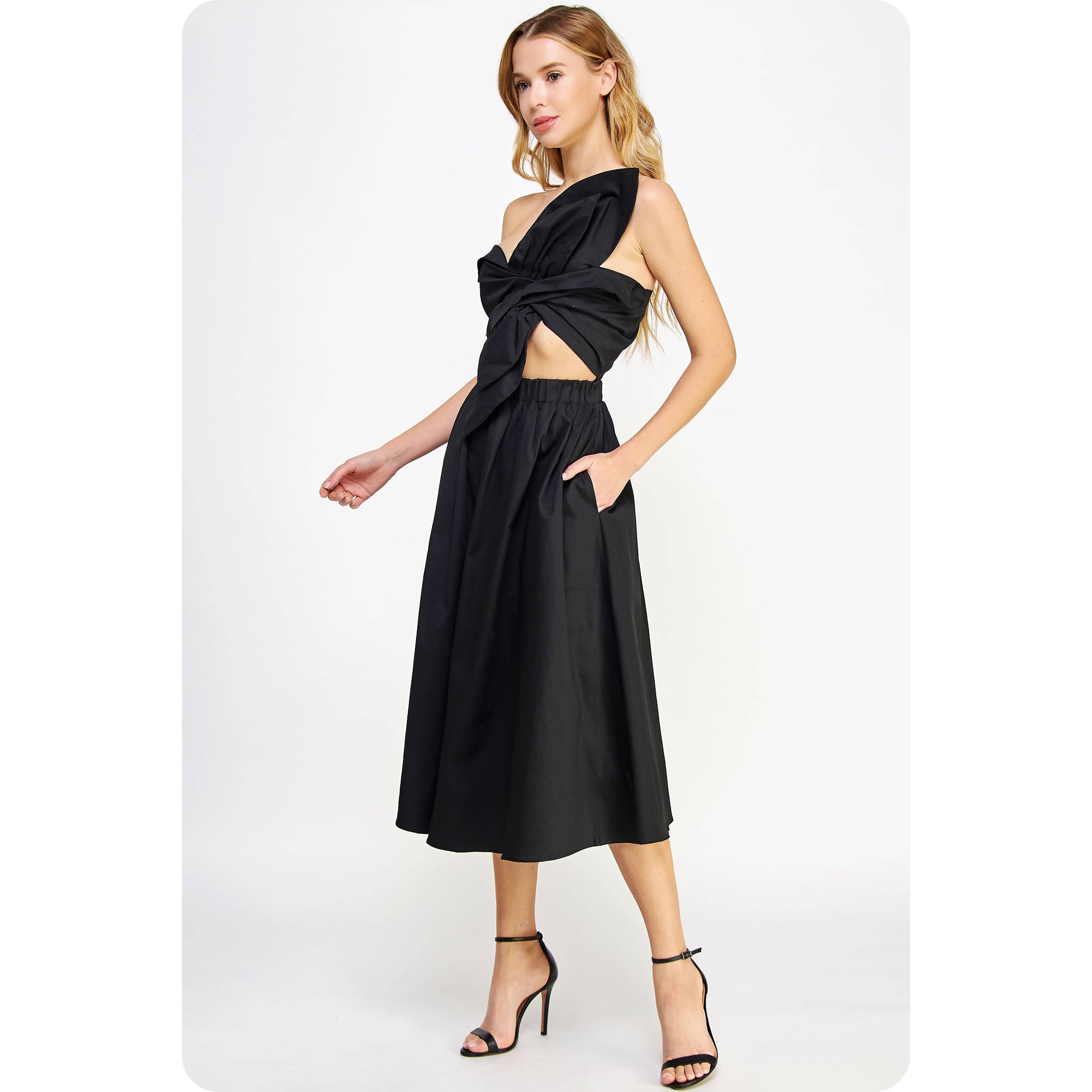 Knotted Bow Dress in color options