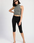 TURTLE NECK RIBBED SLEEVELESS TOP