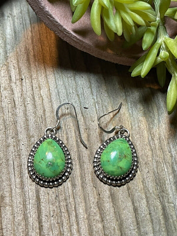 Beautiful Navajo Sterling Silver Dyed Kingman Turquoise Wire Dangle Earrings