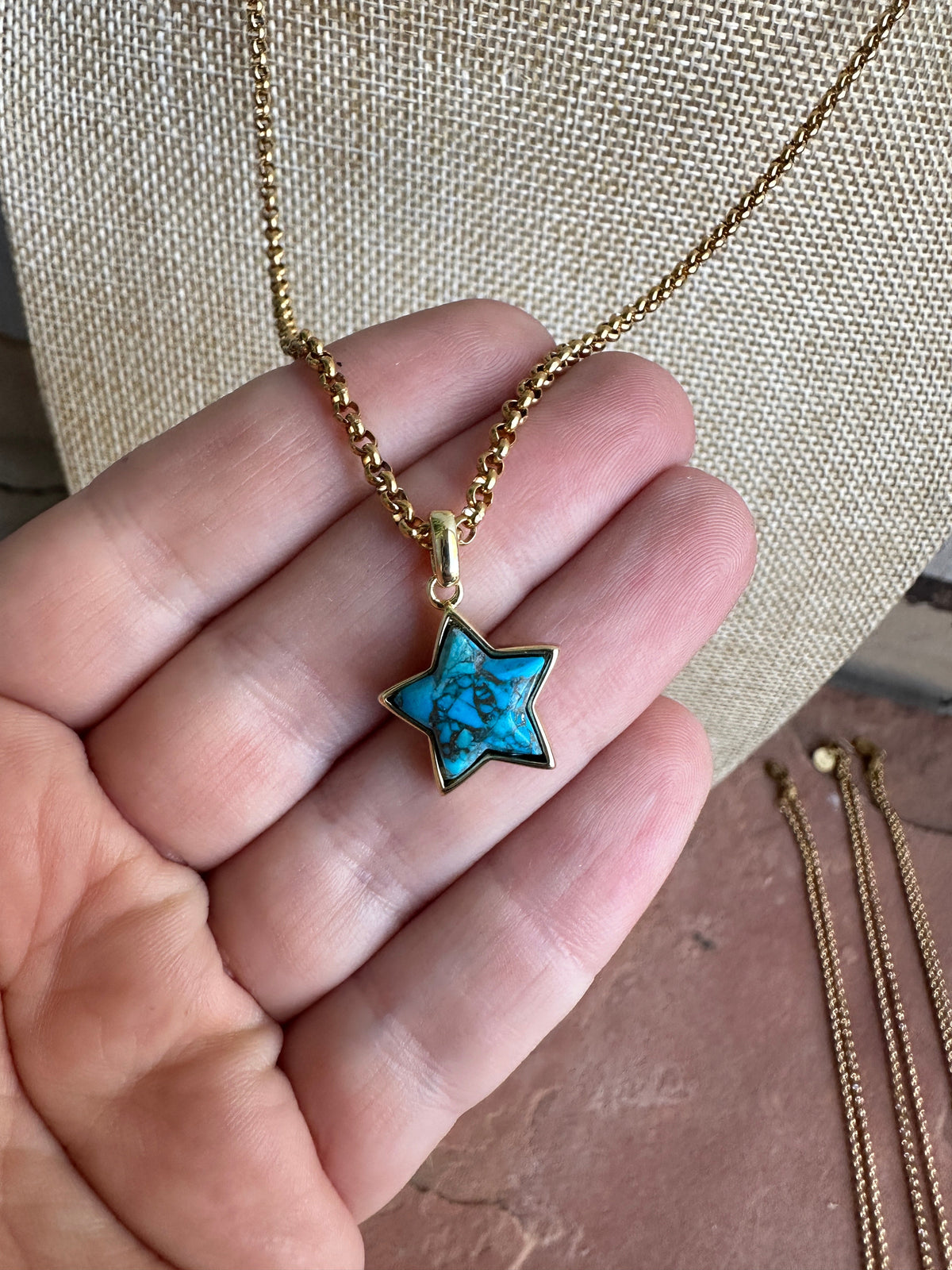 Handmade Turquoise Star Necklace - Golden Collection | 18 Inches