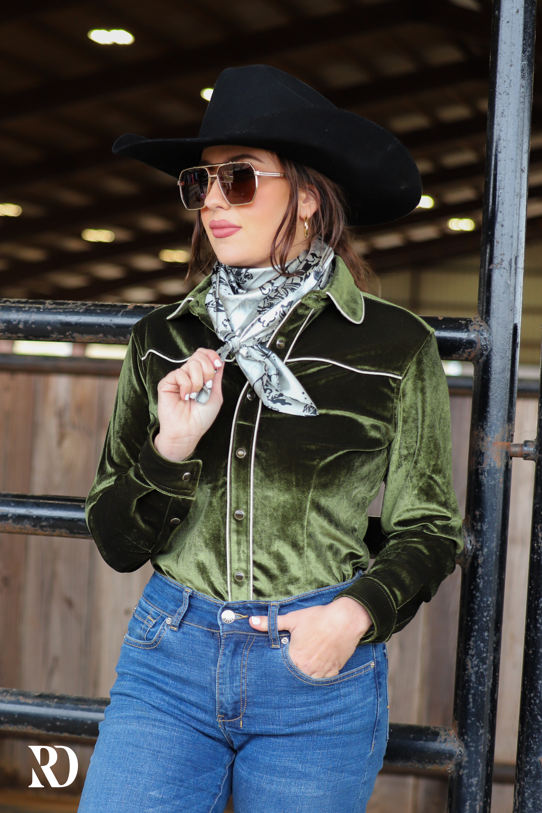 OLIVE VELVET PERFORMANCE RODEO SHIRT