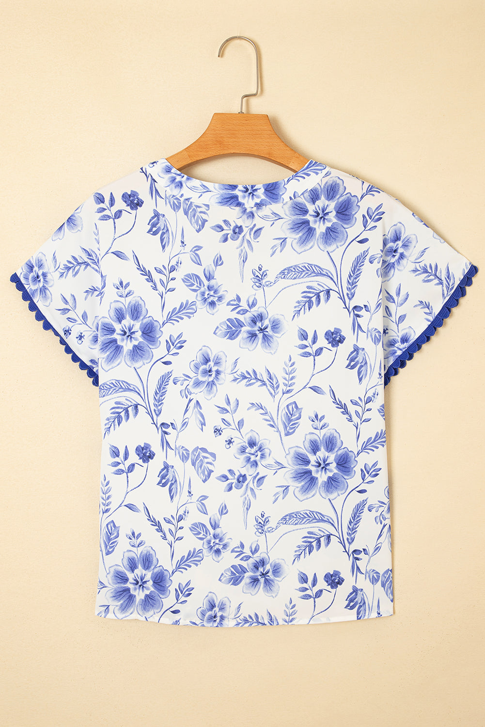 Floral Ric-Rac Short Sleeve Blouse