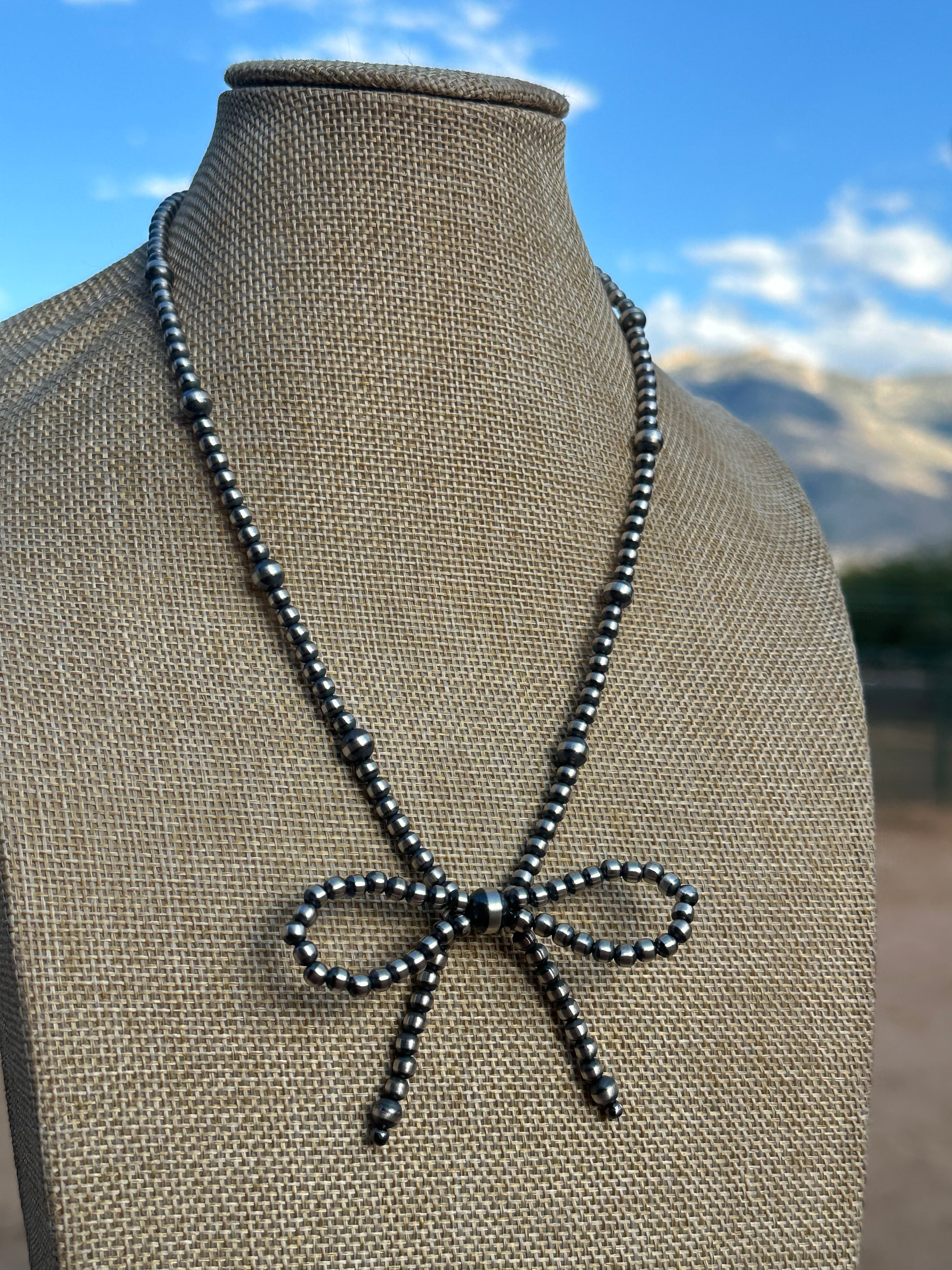 Navajo 4-8mm Sterling Silver Pearl Bow Tie Necklace - 16"