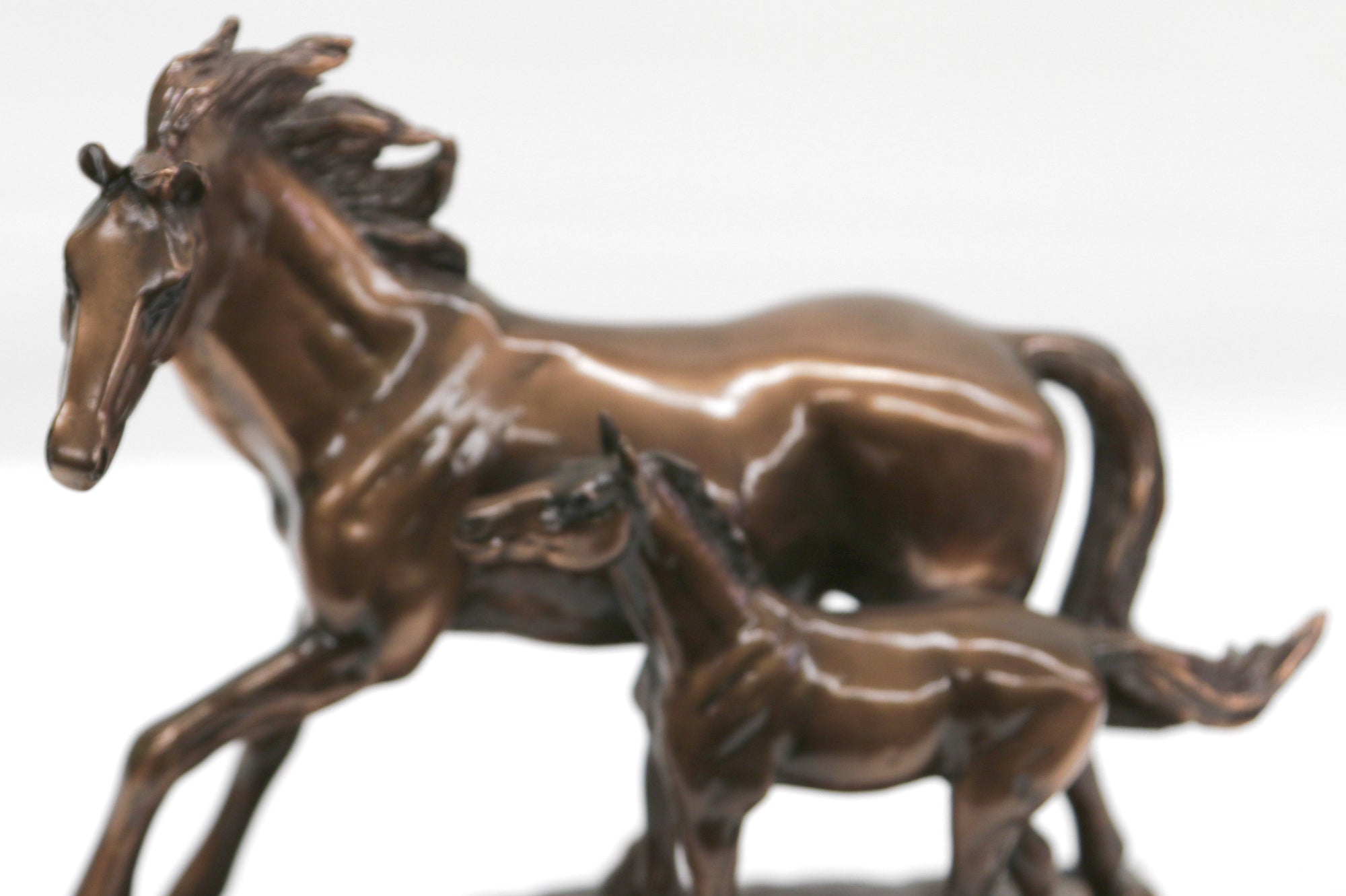BRONZED CLASSIC SCULPTURE 2 HORSES FAMILY MARE &amp; FOAL ,CLASSIC ARTWORK FIGURINE DEAL