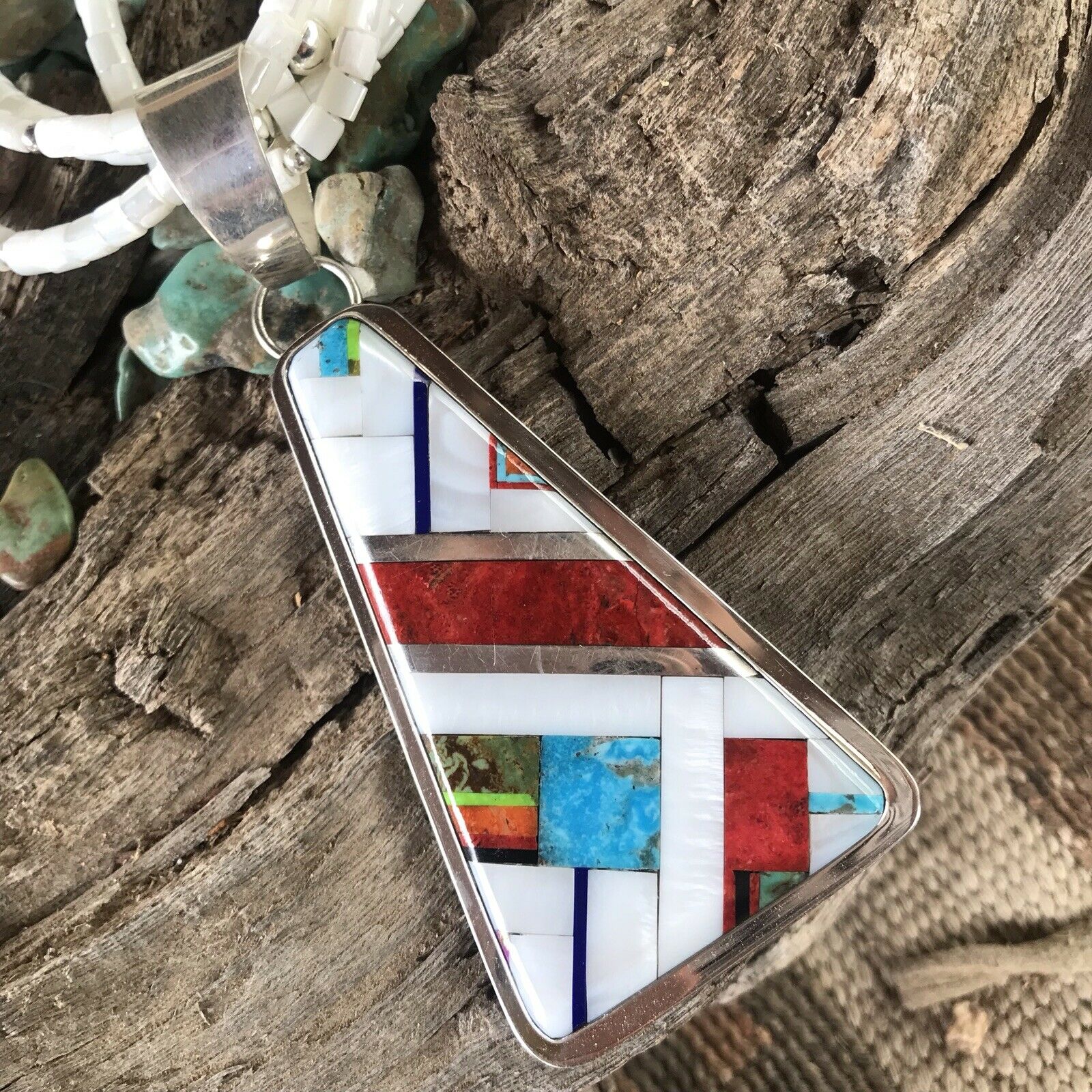 Daniel Coriz Mother Of Pearl Beaded Inlay Necklace - Everest Ranch