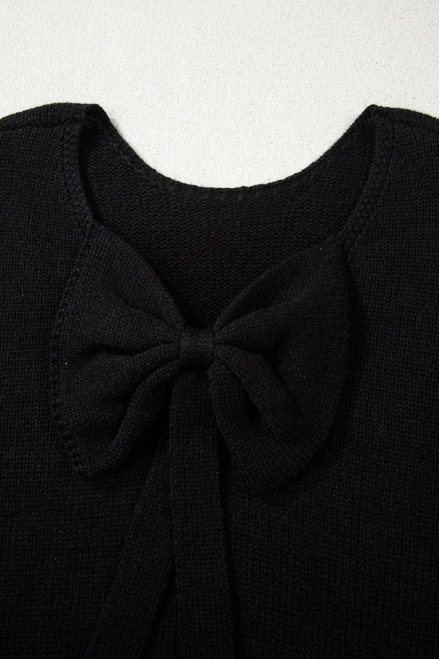Bow Tie Backless Bubble Sleeve Sweater