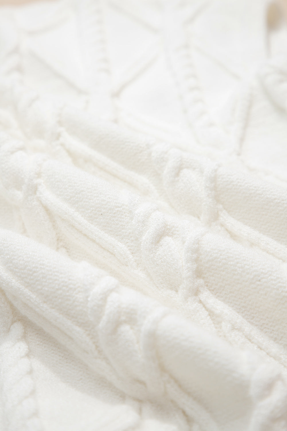 Pearl Cable Knit Sleeveless Sweater