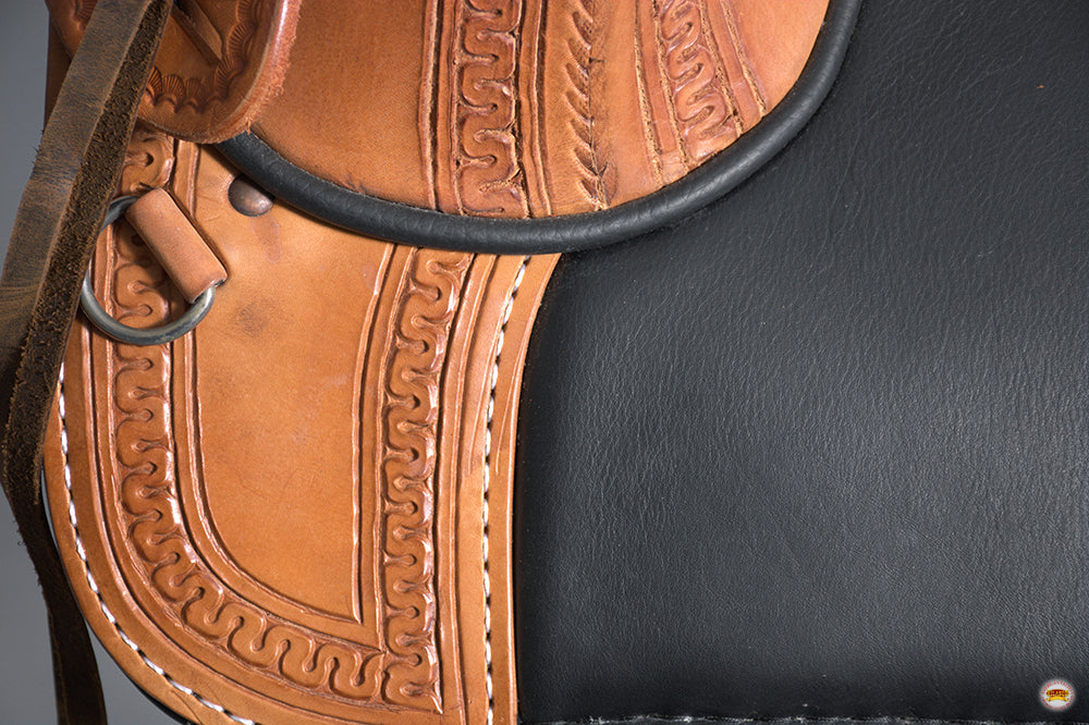 Hilason Western Horse Treeless Trail Saddle Genuine American Leather Tan