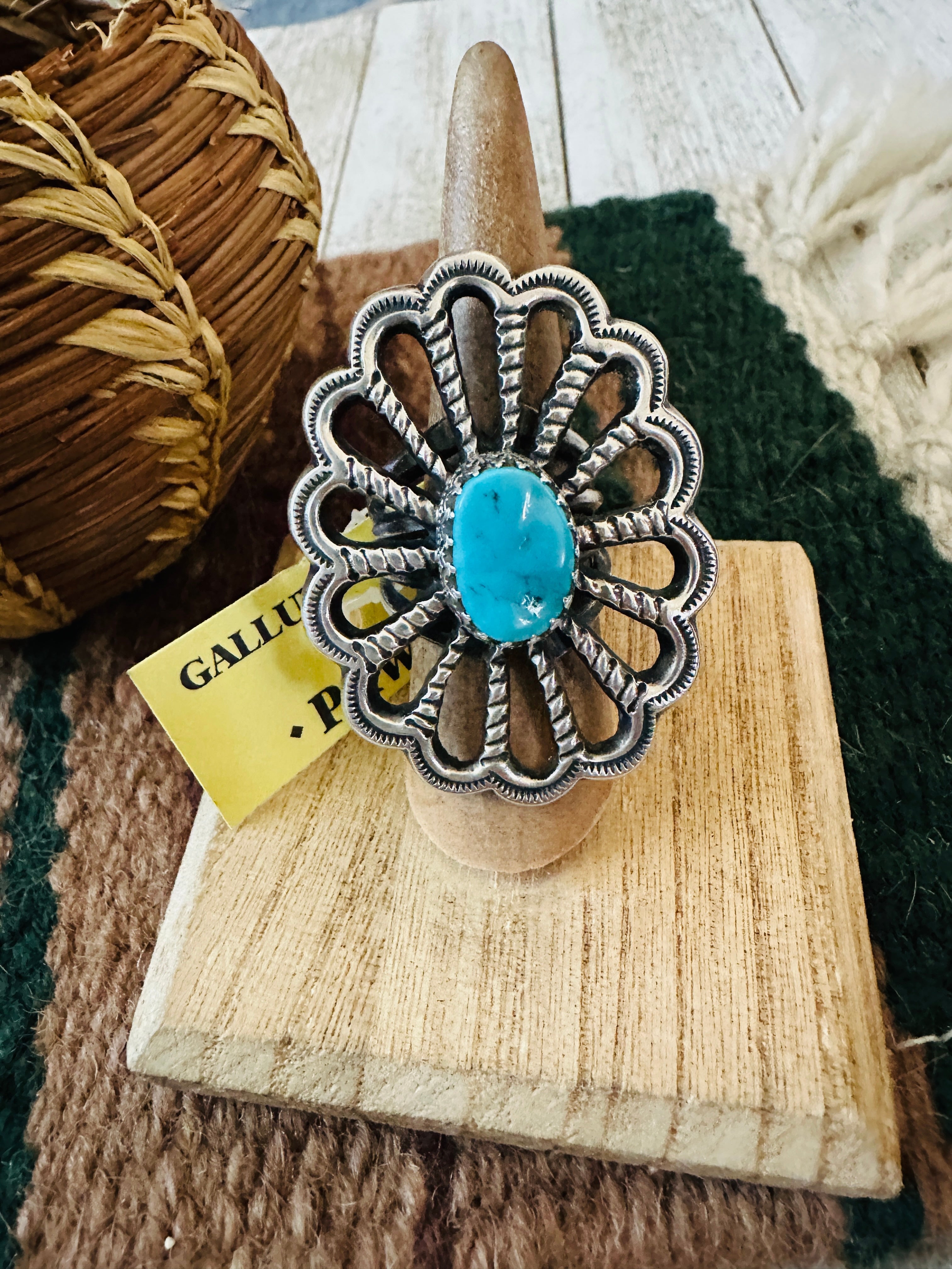 Old Pawn Navajo Sterling Silver & Turquoise Flower Ring Size 7.5