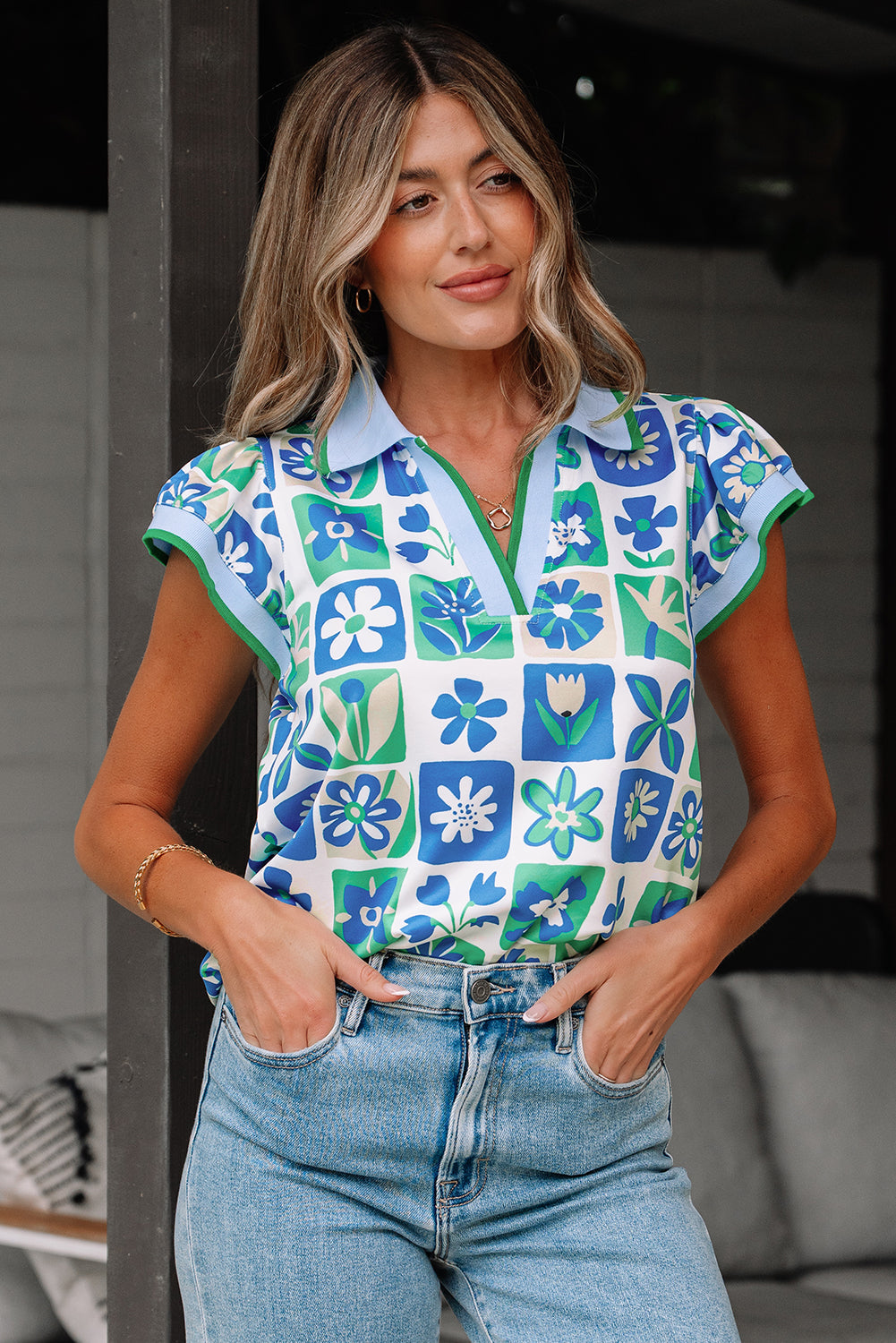 Floral Colorblock Flutter Sleeve Blouse