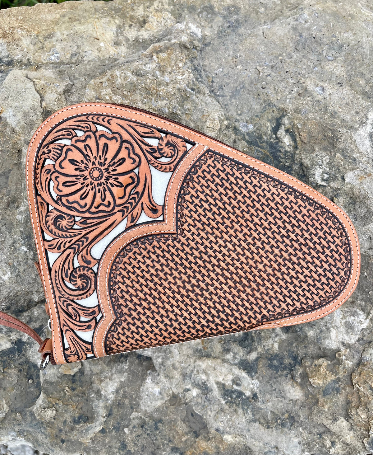 Nocona® Floral Tooled Tan & White Hand Gun Case