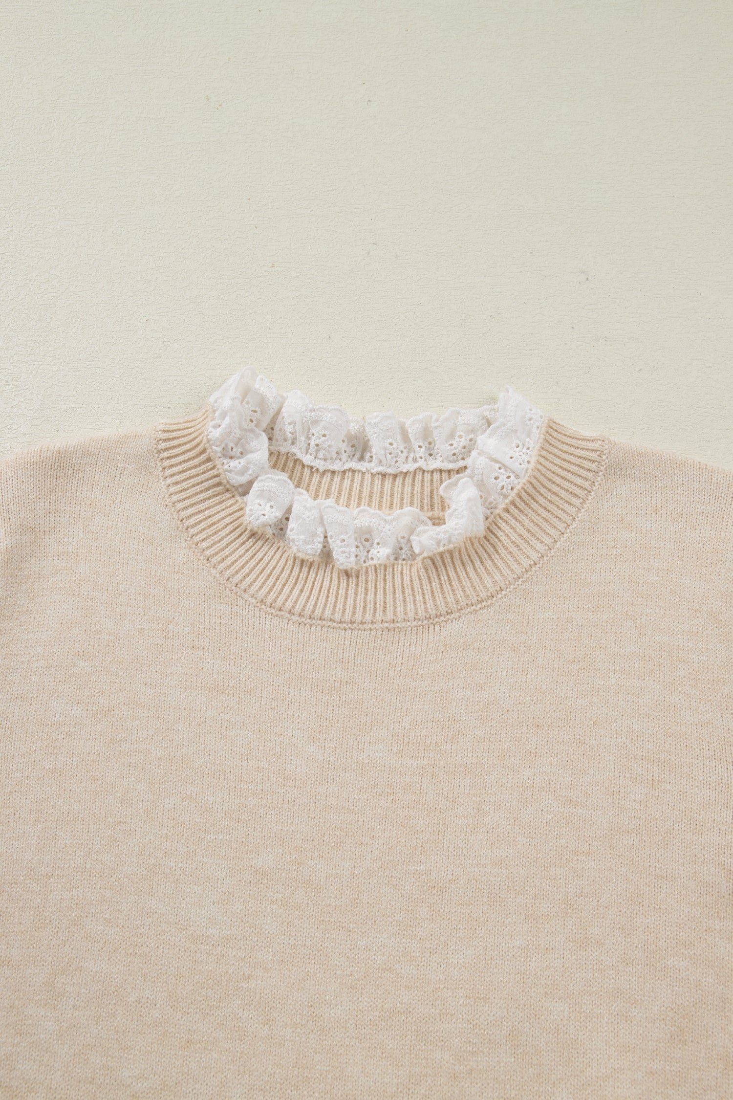 Lace Trim Patchwork Buttoned Cuff Sweater