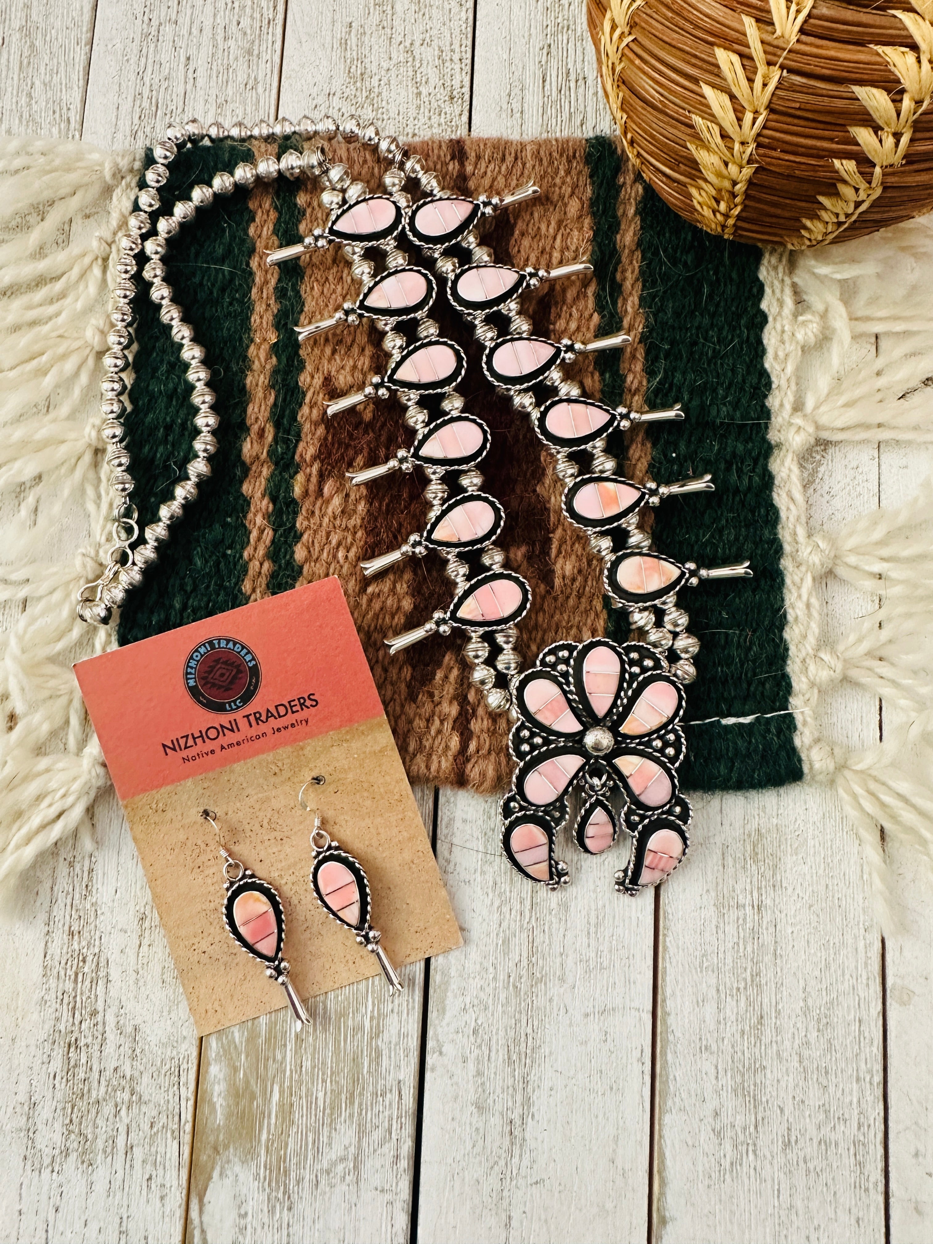 Stunning Zuni Sterling Silver Queen Pink Conch Necklace Set