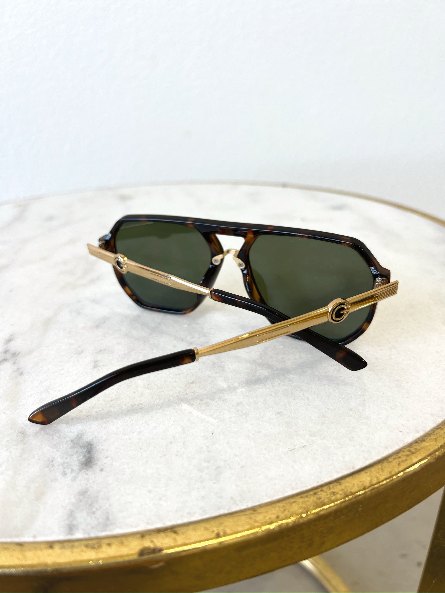 The Thin Frame Sunglasses